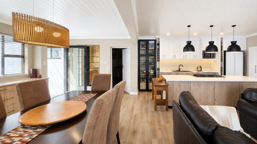 4 Bedroom Property for Sale in Stilbaai Wes Western Cape